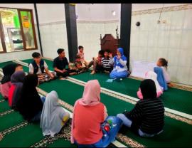 Mahasiswa KKN UNS  Ambil Peran dalam Kegiatan Program Kerja Taman Edukasi Belajar, Realisasikan Bina